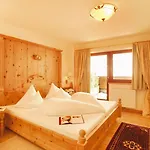 Alpenhof Hotel