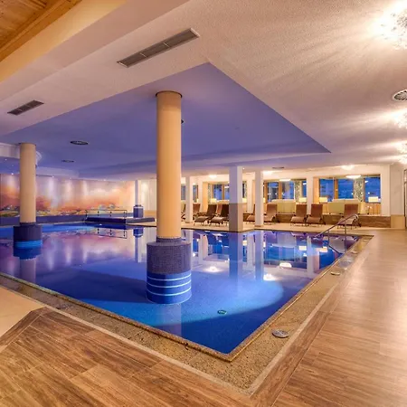 Hotel Alpenhof