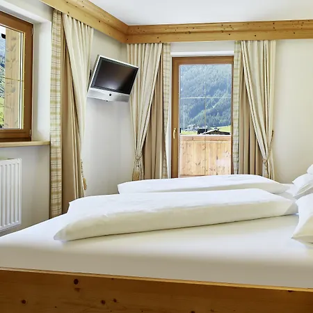 Ξενοδοχείο Alpenhof 4*