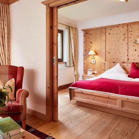 Alpenhof Ξενοδοχείο 4*