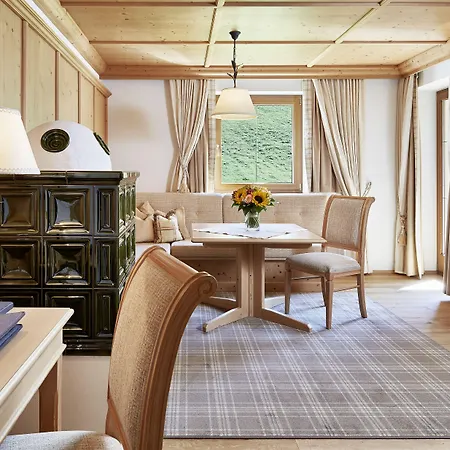 Alpenhof Hotel