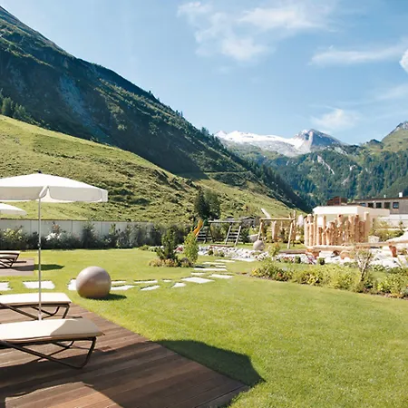 Alpenhof 4*