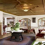 Alpenhof 4* Tux