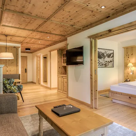 Alpenhof מלון טוקס