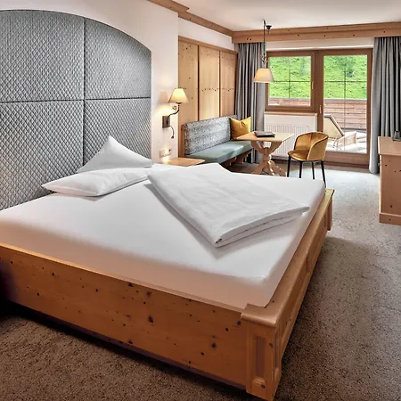 Alpenhof מלון טוקס