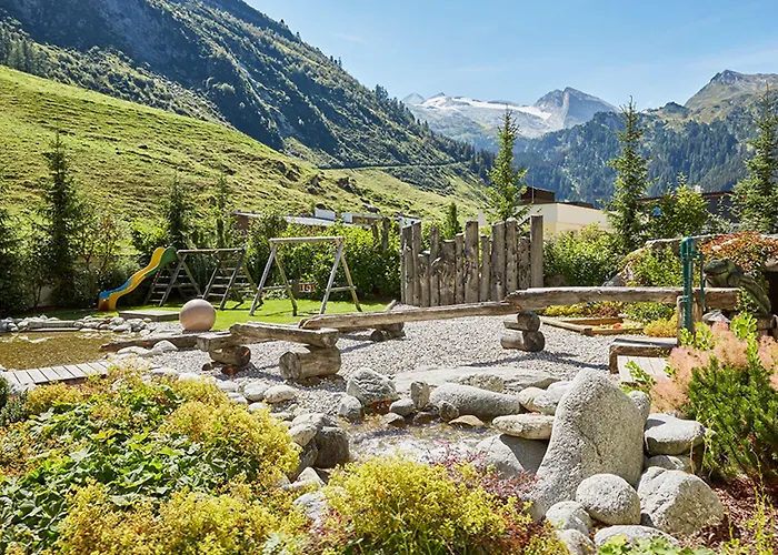 Ξενοδοχείο Alpenhof 4*