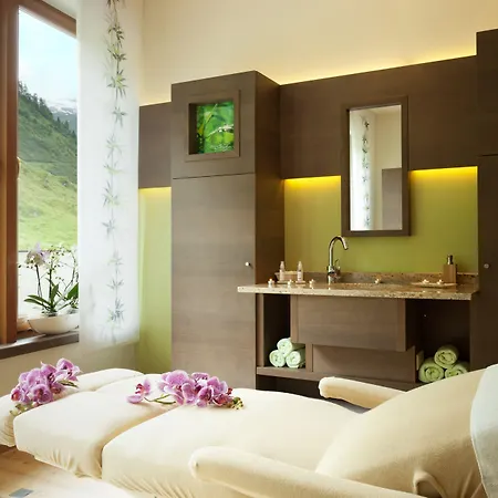 Alpenhof 4*
