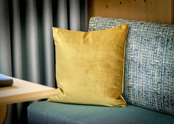 מלון Alpenhof 4*