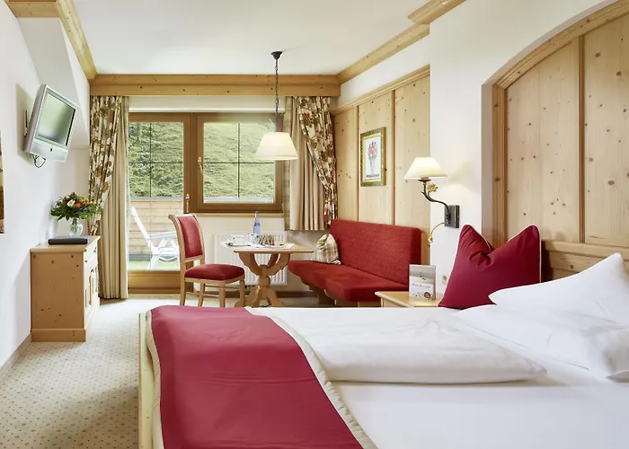 Alpenhof 4* טוקס